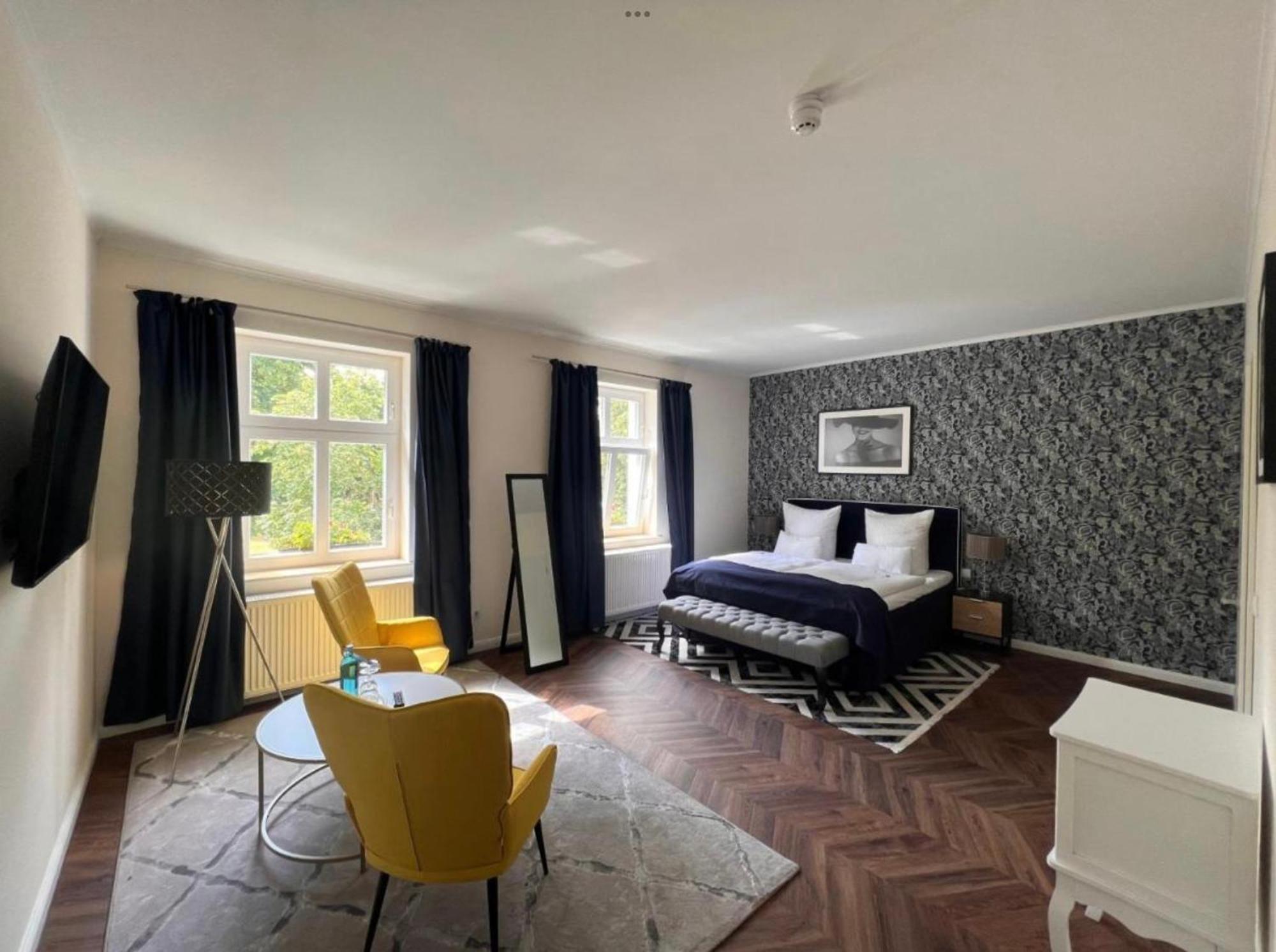 Schlosshotel راينزبرج المظهر الخارجي الصورة